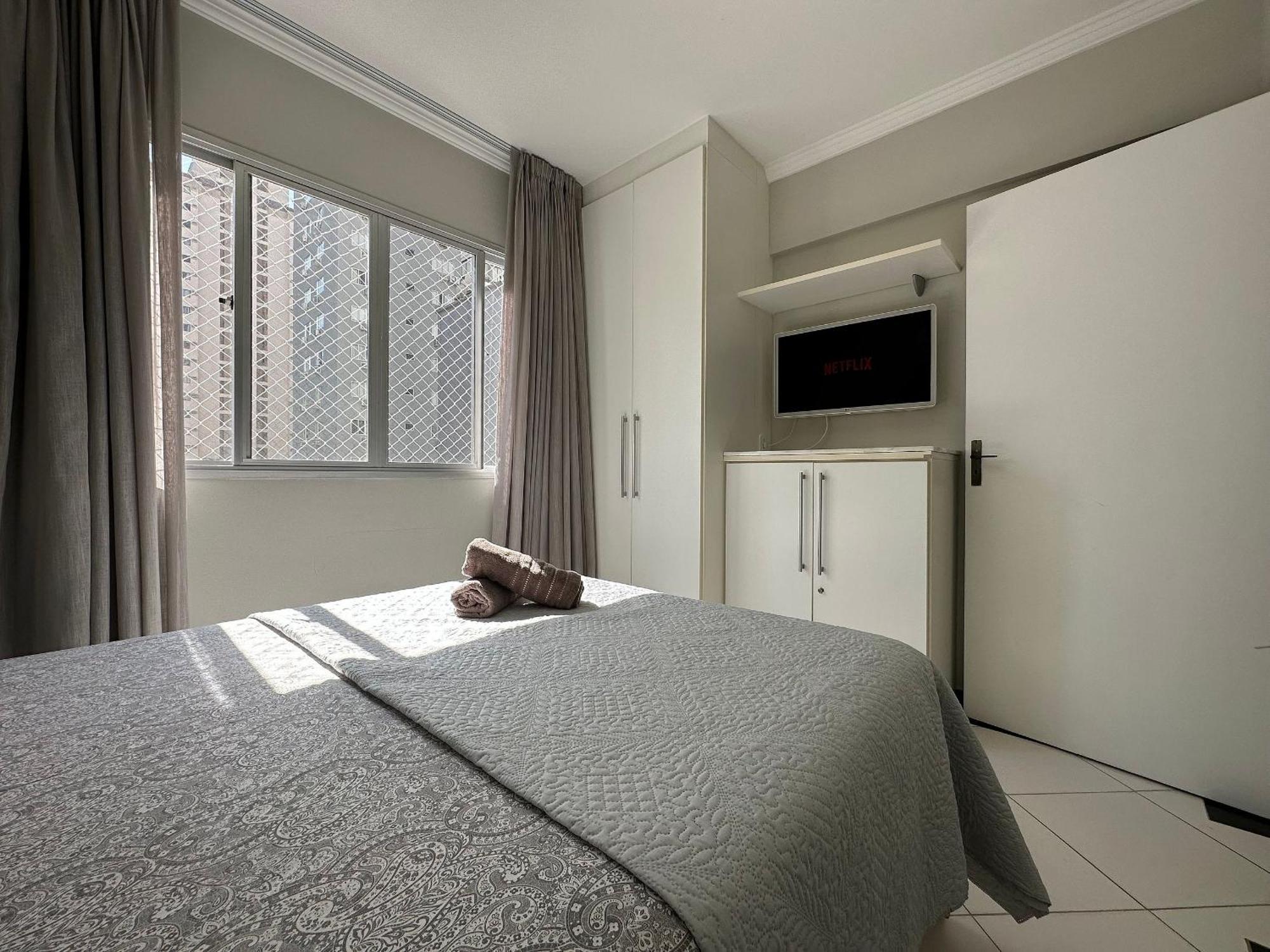 Rep001 - Apto 1 Com Acesso Direto Praia, Super Completo E Confortável, Internet Rápida E Garagem * Balneário Camboriú