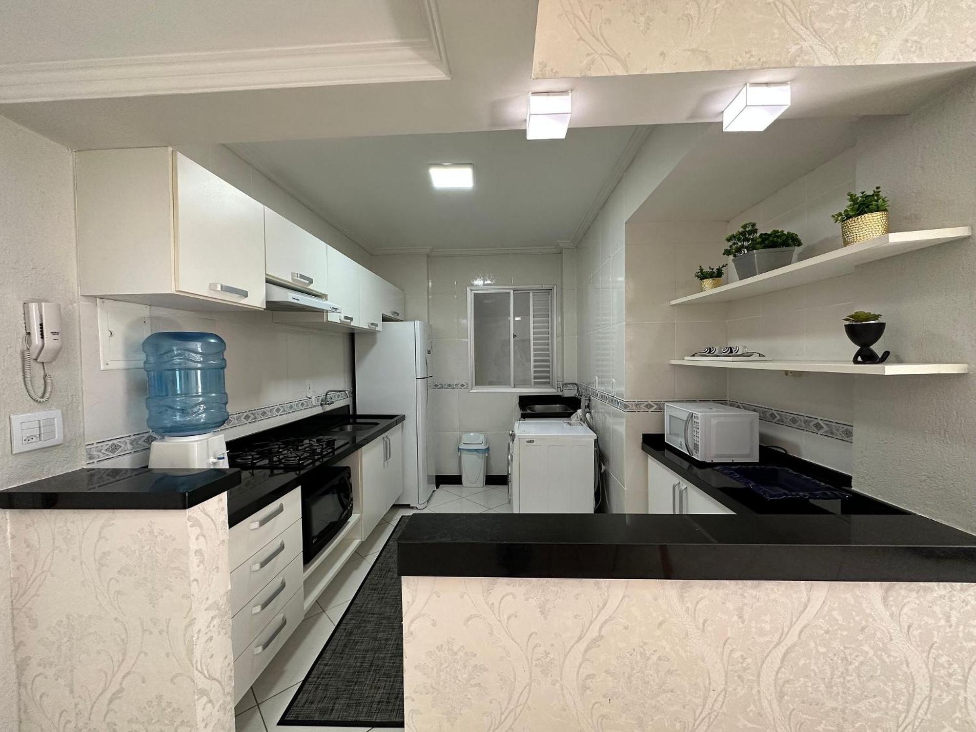 Rep001 - Apto 1 Com Acesso Direto Praia, Super Completo E Confortável, Internet Rápida E Garagem Apartamento Balneário Camboriú